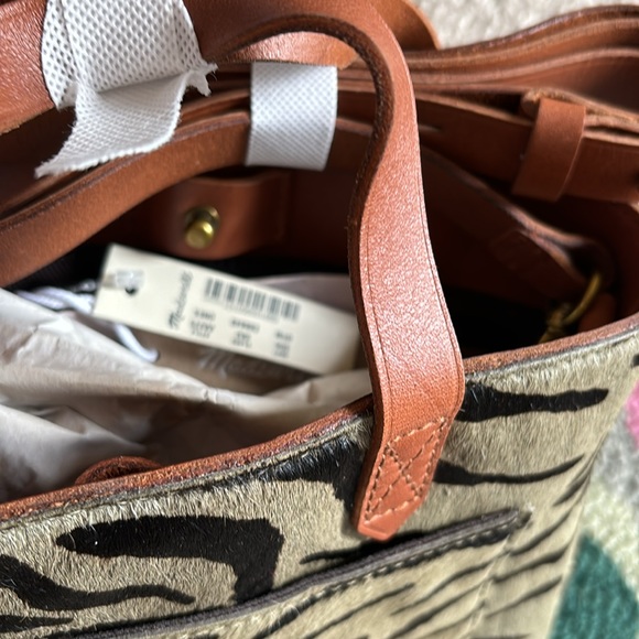 Madewell Small Transport Crossbody Purse - Picture 3 of 3